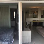 Beach Class Apartment